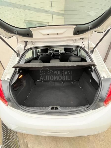 Peugeot 208 1.6 HDI
