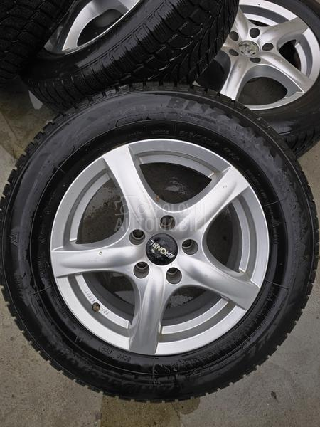 Bridgestone 215/65 R16 Zimska