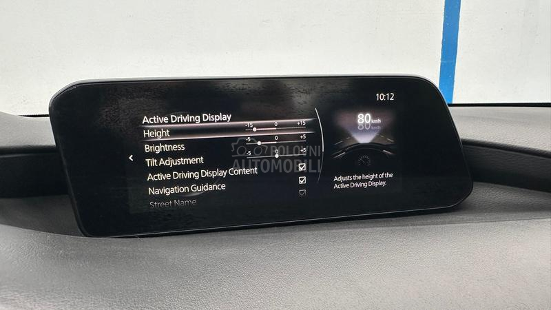 Mazda 3 2.0 SKYACTIV LUXURY