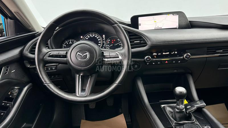 Mazda 3 2.0 SKYACTIV LUXURY