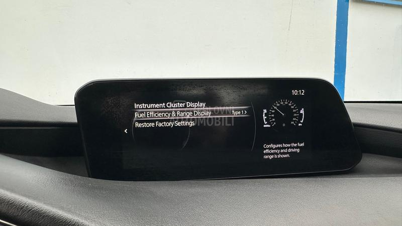 Mazda 3 2.0 SKYACTIV LUXURY