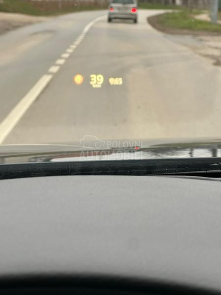 Mazda 3 2.0 SKYACTIV LUXURY