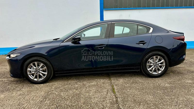 Mazda 3 2.0 SKYACTIV LUXURY