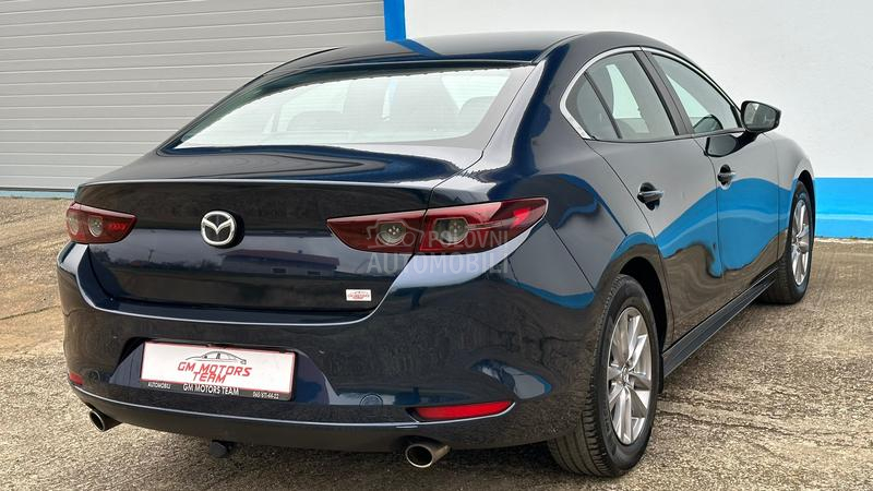 Mazda 3 2.0 SKYACTIV LUXURY