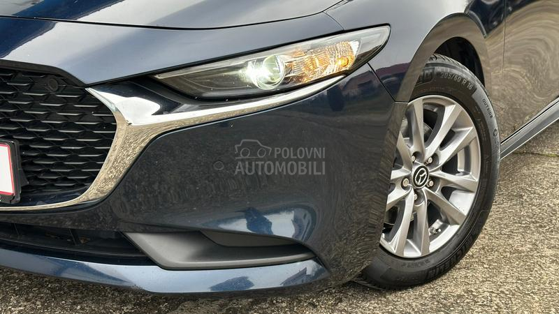 Mazda 3 2.0 SKYACTIV LUXURY