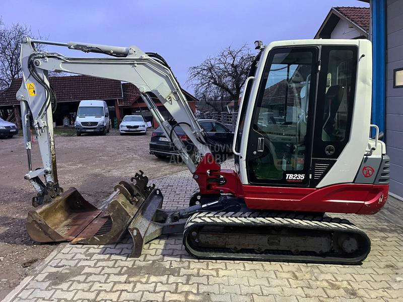 Takeuchi 235 IMA KLIMU