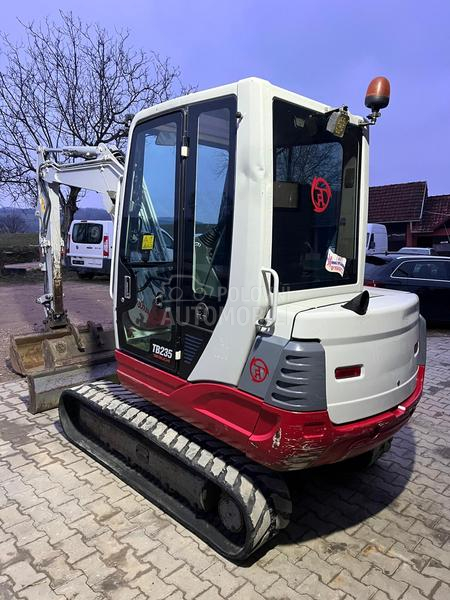 Takeuchi 235 IMA KLIMU