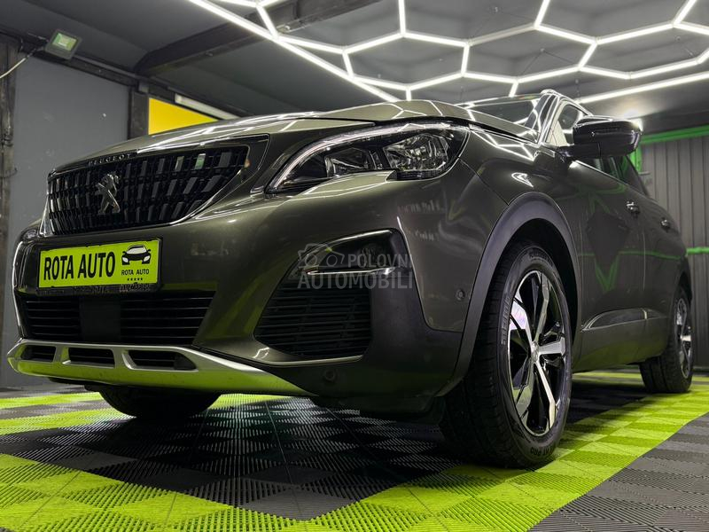 Peugeot 3008 1.5hdi/ALLURE/N0V