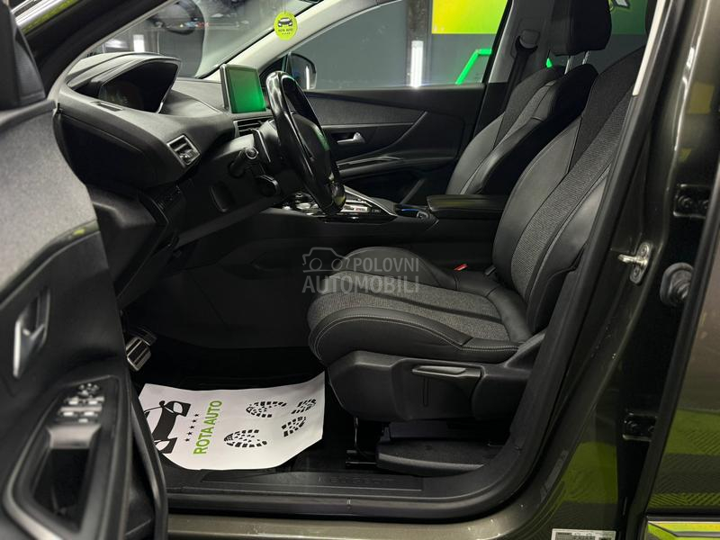 Peugeot 3008 1.5hdi/ALLURE/N0V
