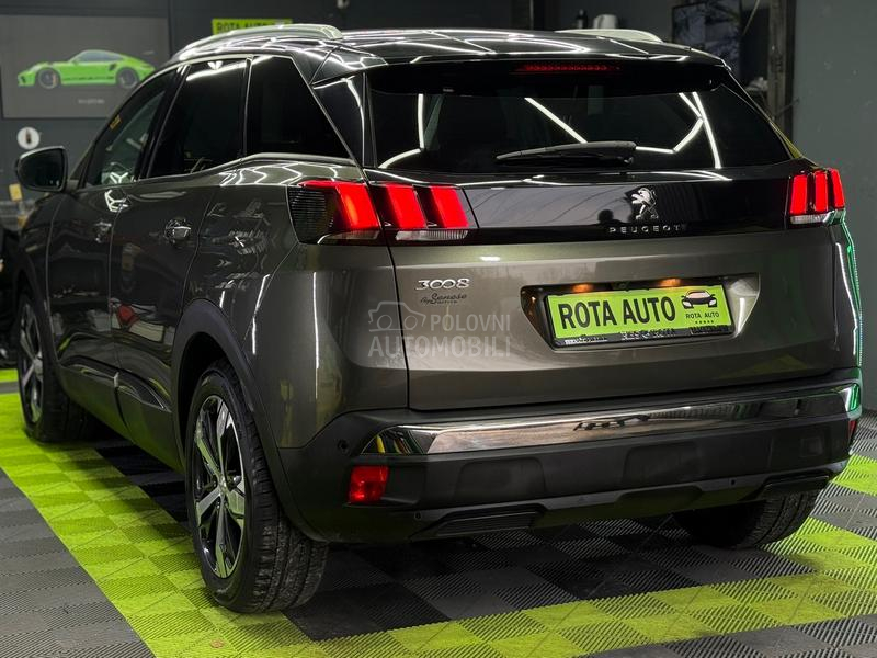 Peugeot 3008 1.5hdi/ALLURE/N0V