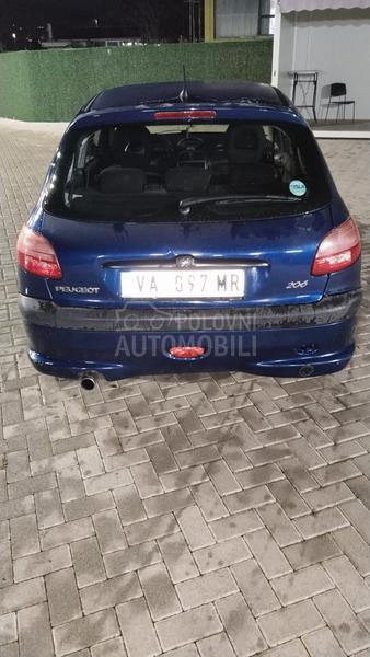 Peugeot 206 