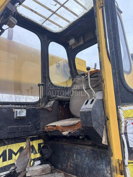 Liebherr metalna 1030