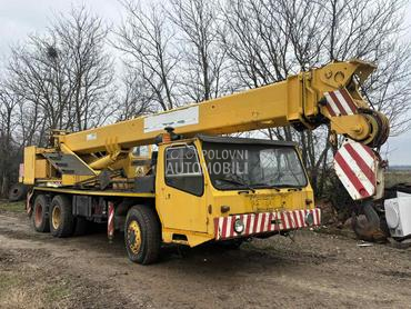 Liebherr metalna 1030