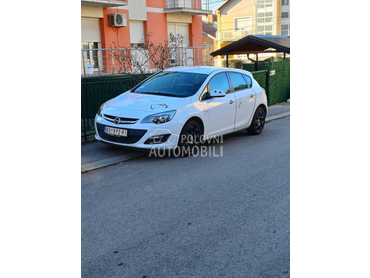 Opel Astra J 1,4