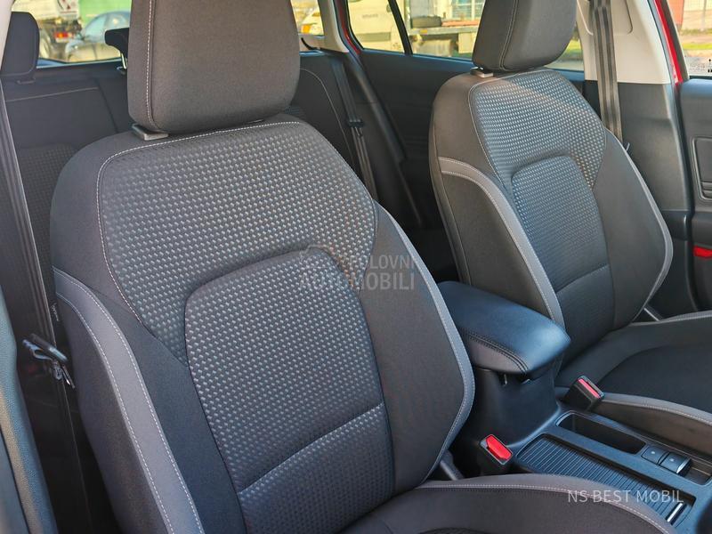 Ford Focus 1.5TDCi LED/NAV/PDC