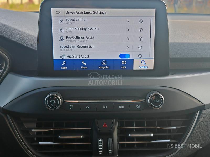 Ford Focus 1.5TDCi LED/NAV/PDC