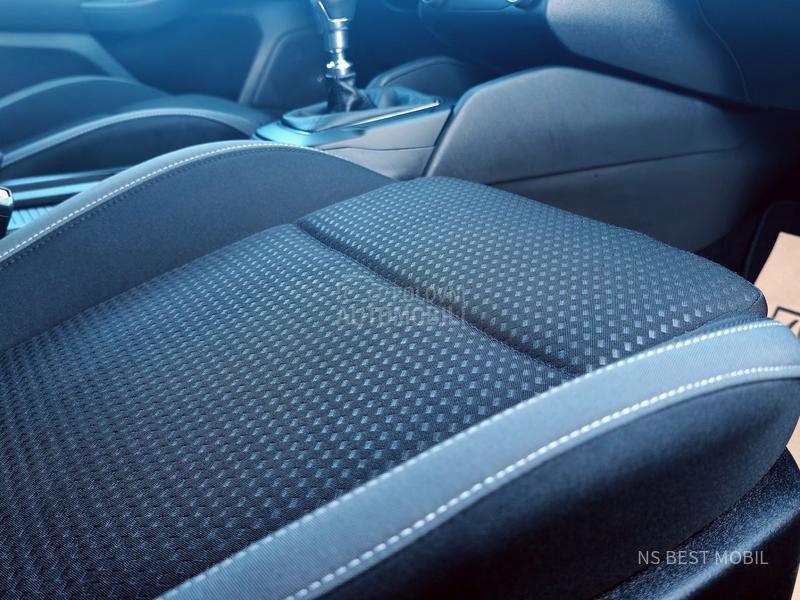 Ford Focus 1.5TDCi LED/NAV/PDC