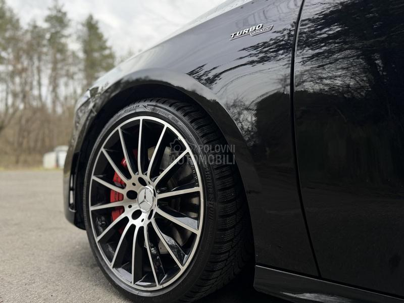 Mercedes Benz A 35 AMG 4 Matic