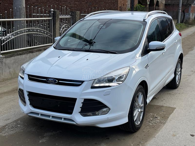 Ford Kuga 1.6 T0P / SWICA /