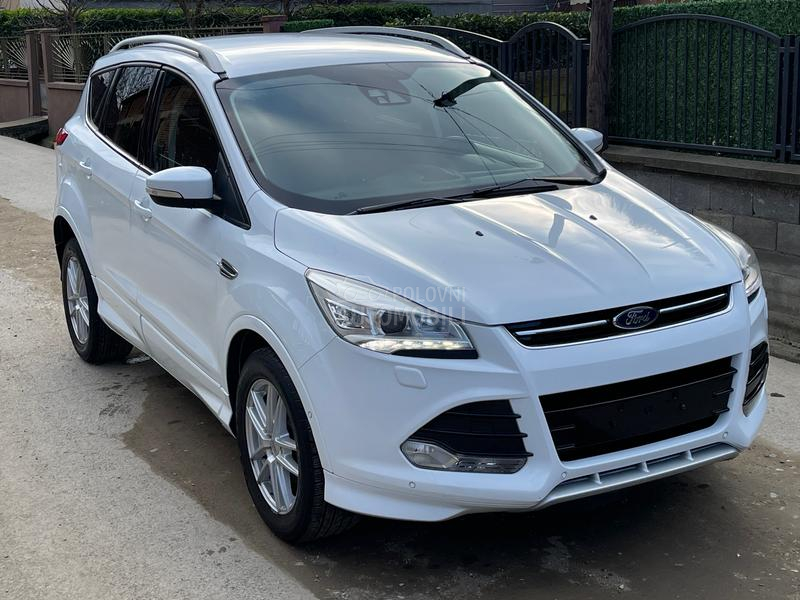 Ford Kuga 1.6 T0P / SWICA /