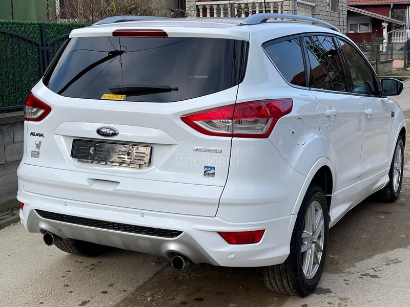 Ford Kuga 1.6 T0P / SWICA /