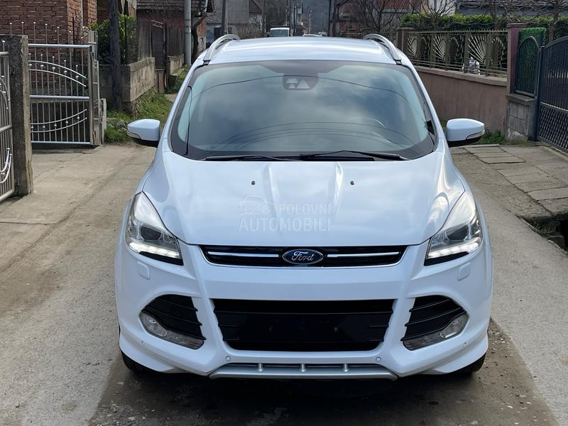 Ford Kuga 1.6 T0P / SWICA /