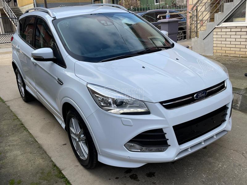 Ford Kuga 1.6 T0P / SWICA /