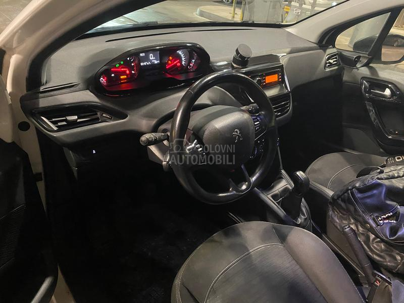 Peugeot 208 1.4 e-hdi