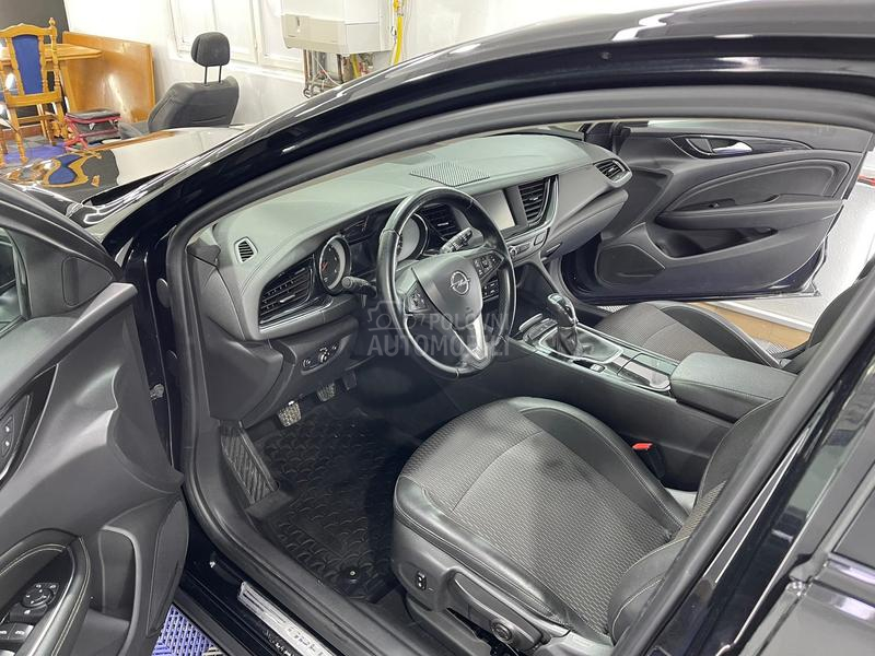 Opel Insignia 2.0 cdti