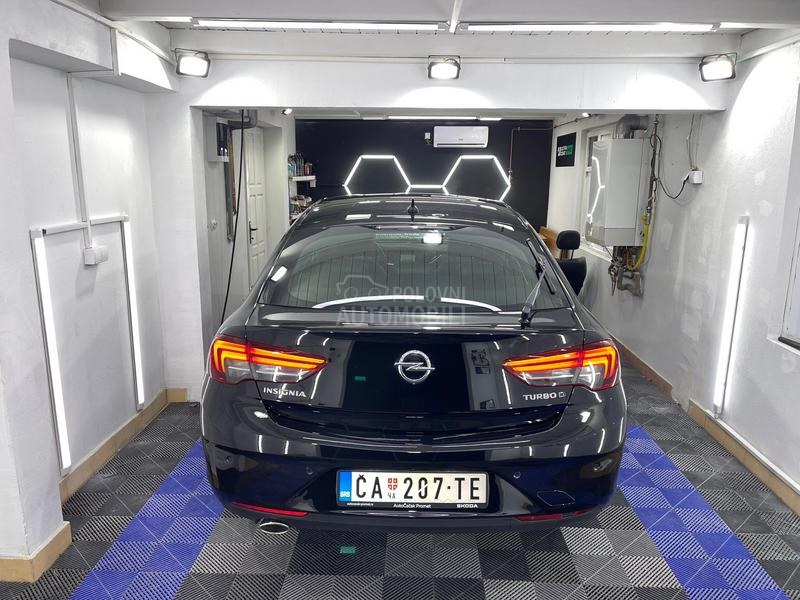 Opel Insignia 2.0 cdti
