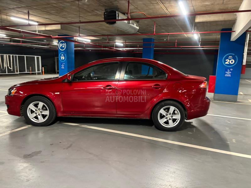 Mitsubishi Lancer 