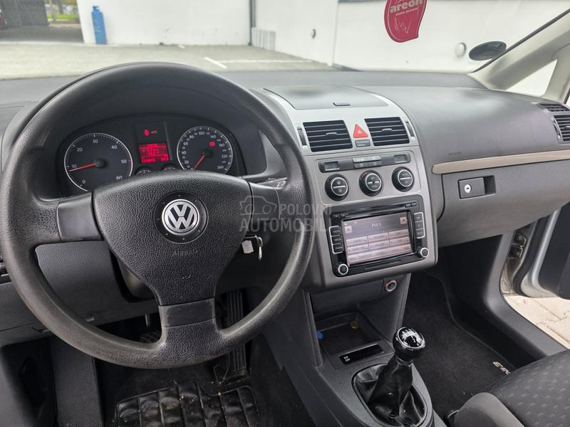 Volkswagen Touran 