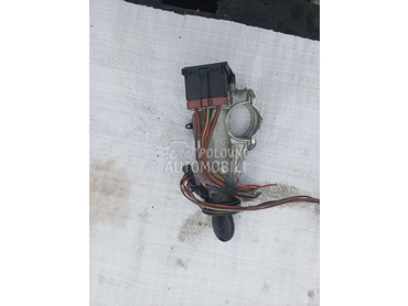 Kontakt brava za Land Rover Freelander za 2005. god.