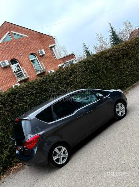 Opel Meriva DESINGNED CH