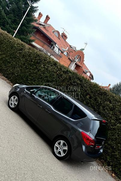 Opel Meriva DESINGNED CH