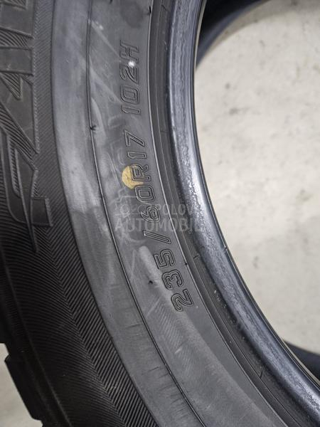 Falken 235/60 R17 Zimska