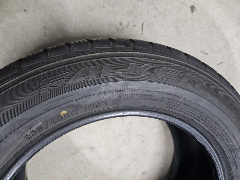 Falken 235/60 R17 Zimska