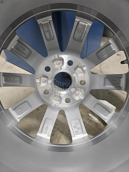 Continental 215/55 R17 Zimska