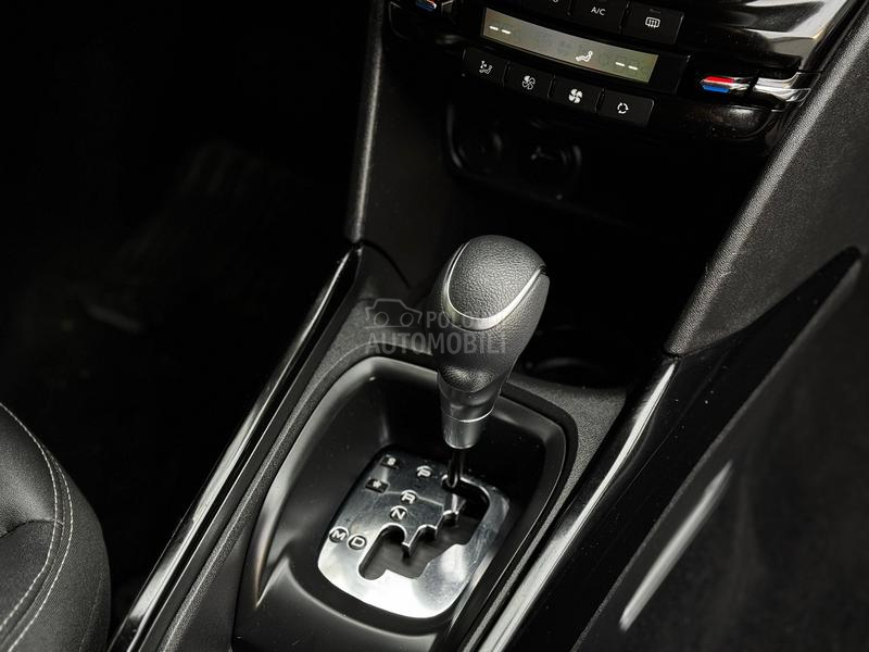 Peugeot 2008 A/T ALLURE NAVY