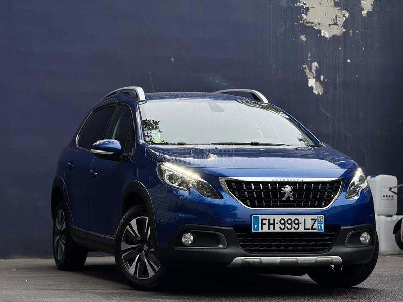 Peugeot 2008 A/T ALLURE NAVY