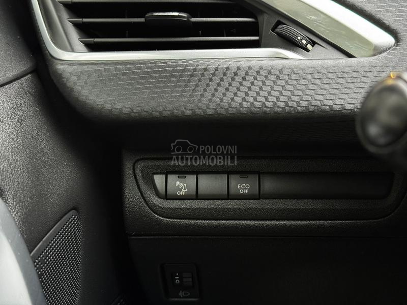 Peugeot 2008 A/T ALLURE NAVY