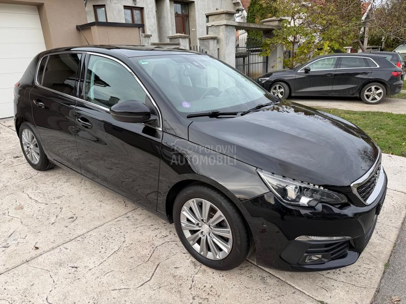 Peugeot 308 1.2. P.A.N.O ALLURE