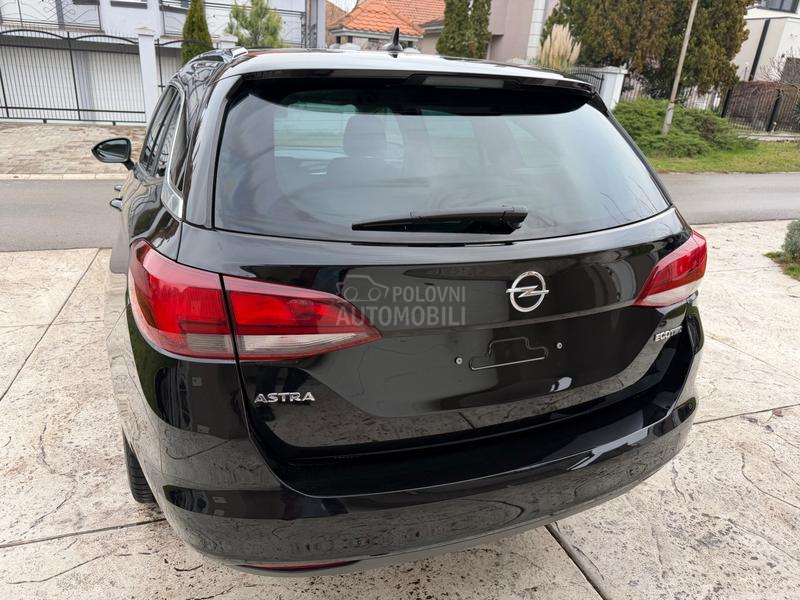 Opel Astra K 1.4 16v INNOVATION