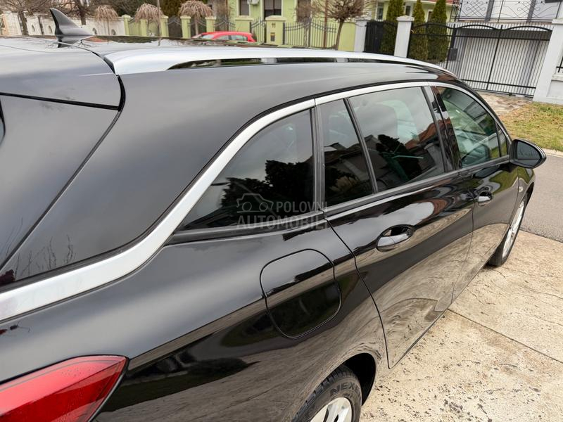 Opel Astra K 1.4 16v INNOVATION