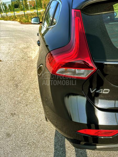 Volvo V40 D2 SUMMUM