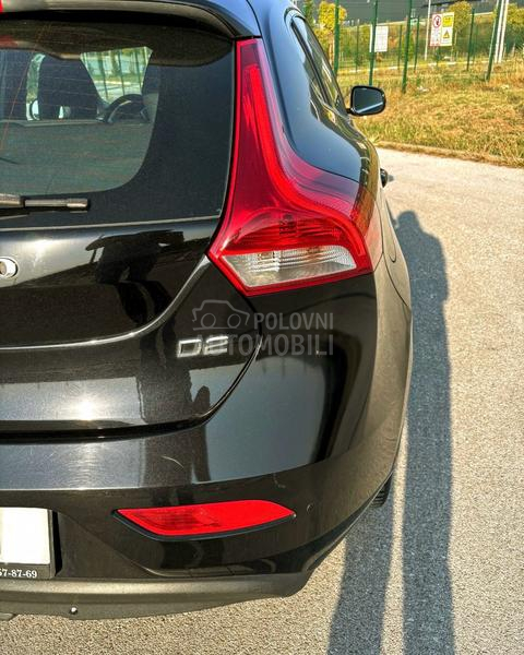 Volvo V40 D2 SUMMUM