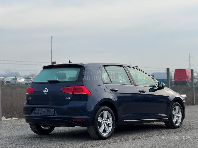 Volkswagen Golf 7 1.2 TSI // NAV
