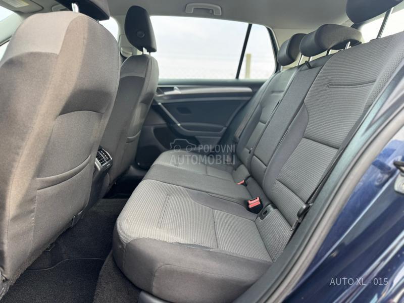 Volkswagen Golf 7 1.2 TSI // NAV
