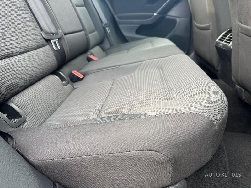 Volkswagen Golf 7 1.2 TSI // NAV