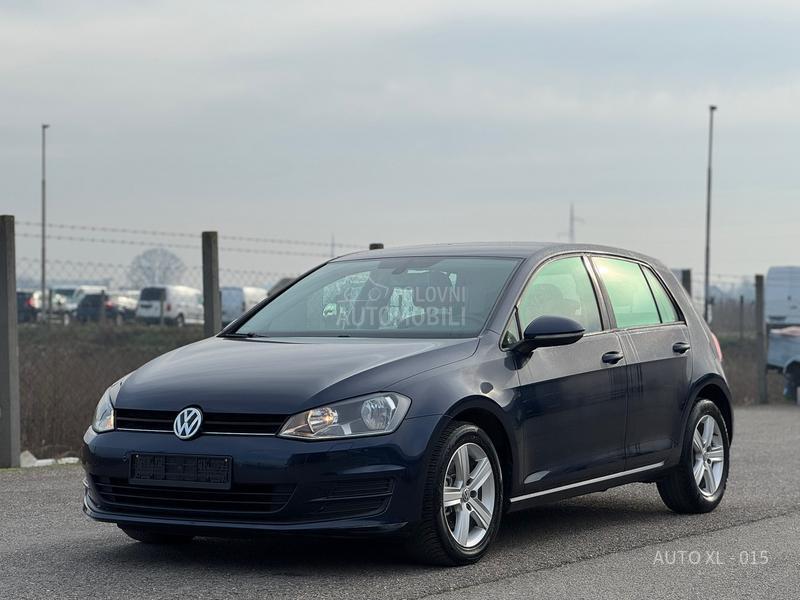 Volkswagen Golf 7 1.2 TSI // NAV